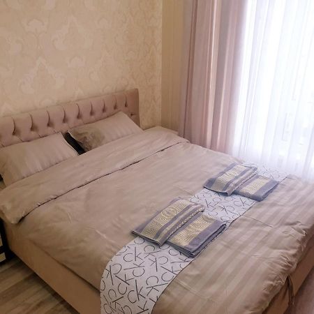 Sky House Premium Apartment In City Center Kischinau Exterior foto